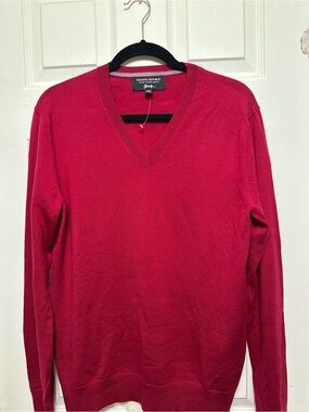 Banana Republic Red Italian Merino Wool V-Neck Sweater - Men's M